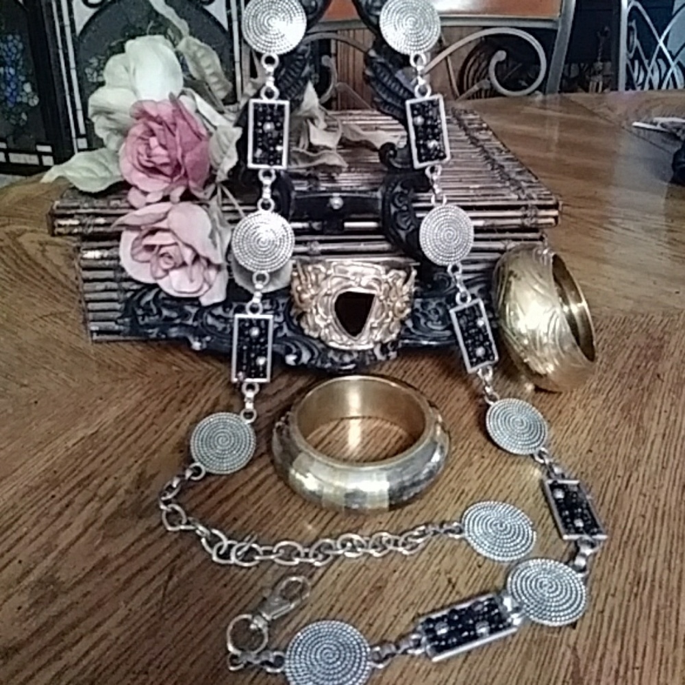 Black and wired black beads belt.